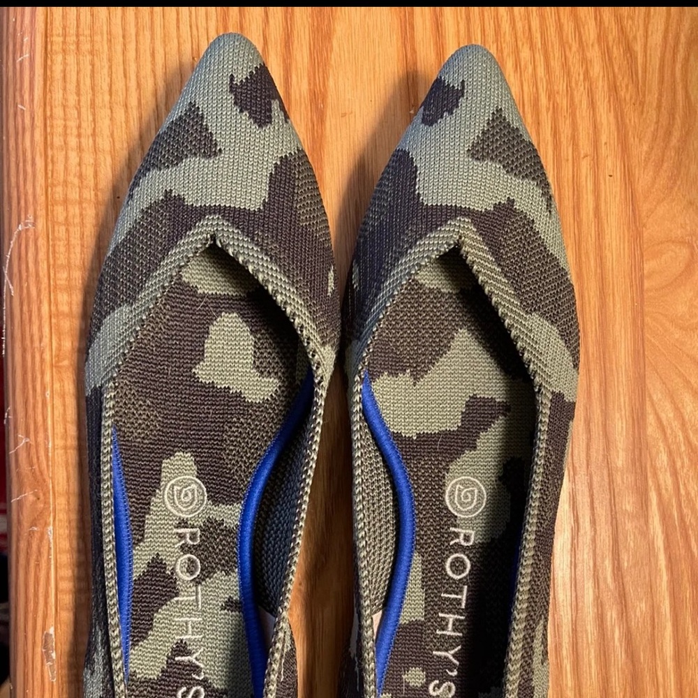 Rothy’s Green Camo Points 9.5 (fits like 8.5)